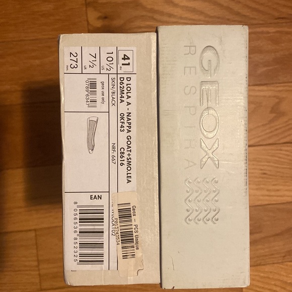 Shoes - Picture 5 of 5